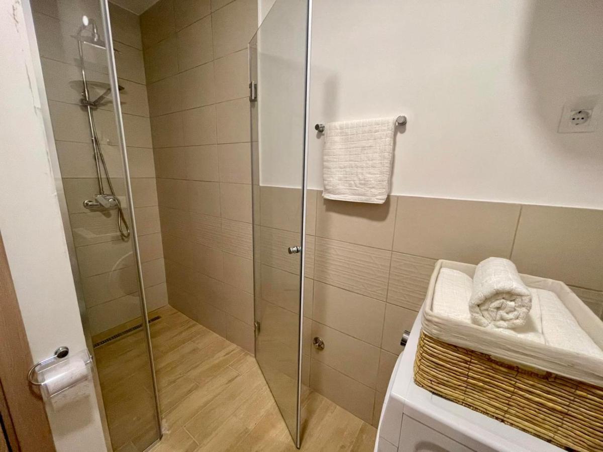 Olive Square Apartment Budva Exterior foto